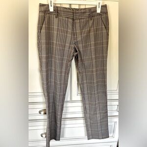 Women’s Tommy Hilfiger dress pants size 6, gray/brown plaid very nice co…